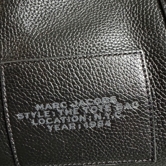 Large Marc Jacob’s tote bag - Picture 1 of 14